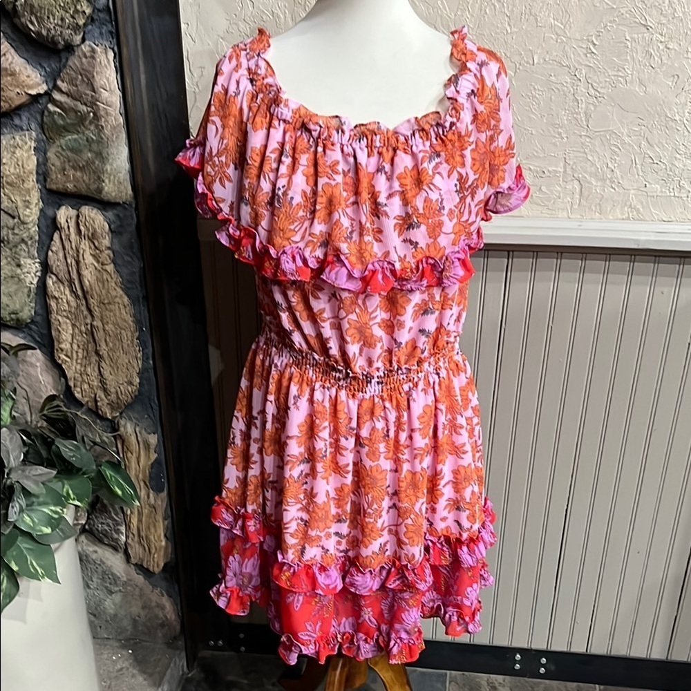 NWT Jessica Simpson Pink and Orange Floral Blouse